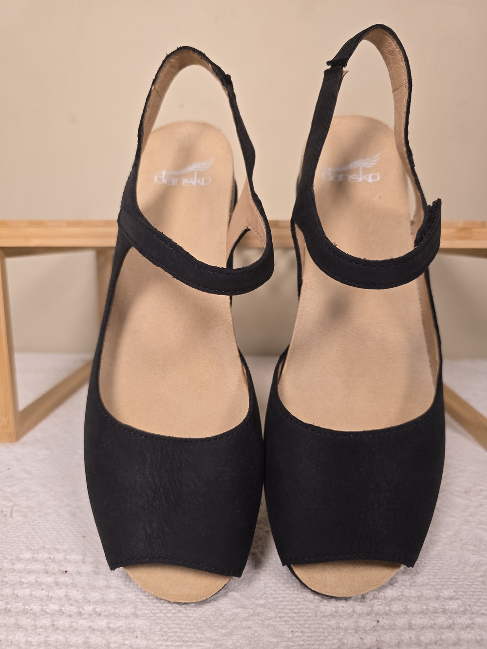 Dansko Black Suede Comfort Wedge Sandals Size 10 EU 40 NWOT - Picture 8 of 16
